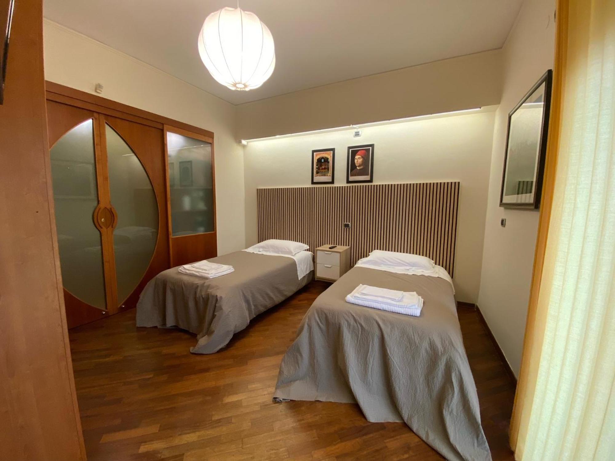 Casa Battisti Messina Guest House In Centro Citta, Ideale Per Famiglie O Gruppi Экстерьер фото